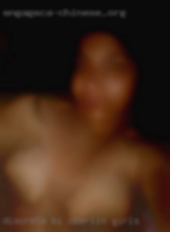 Discrete bi married Oberlin girls   bottom.